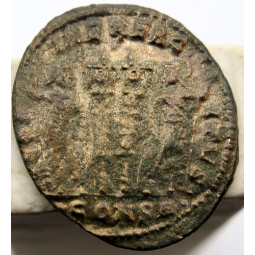 3145 - Roman Bronze AE3 of Constantine with legionary soldiers - minted in Constantinople. P&P Group 1 (£14... 