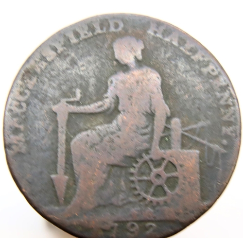 3187 - 1758 - Macclesfield Halfpenny Token. P&P Group 1 (£14+VAT for the first lot and £1+VAT for subsequen... 