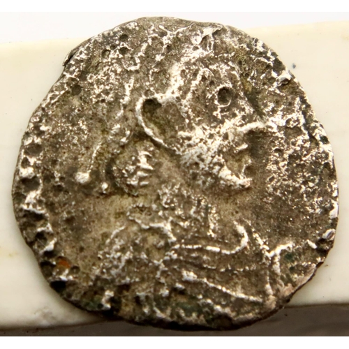 3248 - Roman silver siliqua vot XV. P&P Group 1 (£14+VAT for the first lot and £1+VAT for subsequent lots)