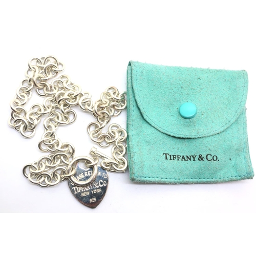 74 - Boxed silver Tiffany & Co New York hallmarked chain, L: 43 cm. P&P Group 1 (£14+VAT for the first lo... 