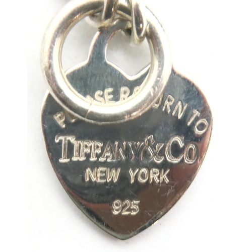 74 - Boxed silver Tiffany & Co New York hallmarked chain, L: 43 cm. P&P Group 1 (£14+VAT for the first lo... 