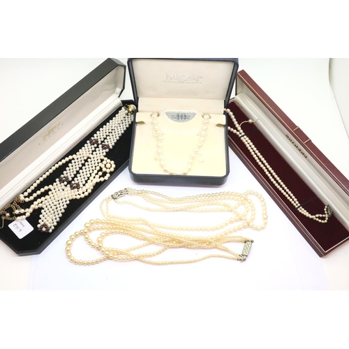 80 - Collection of vintage pearl necklaces.  P&P Group 1 (£14+VAT for the first lot and £1+VAT for subseq... 