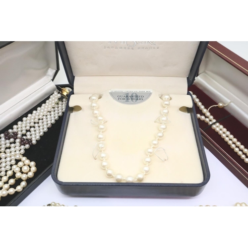 80 - Collection of vintage pearl necklaces.  P&P Group 1 (£14+VAT for the first lot and £1+VAT for subseq... 