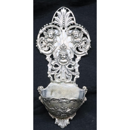 151 - Presumed silver Cherub wall mounted holy water font, H: 14.5 cm, 65g. P&P Group 2 (£18+VAT for the f... 