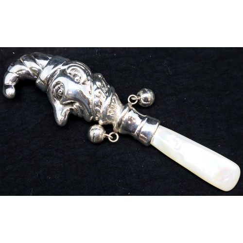 163 - Silver jester rattle, 13.5g. P&P Group 1 (£14+VAT for the first lot and £1+VAT for subsequent lots)