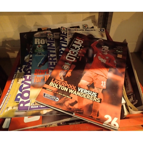 1067 - Large box of mixed football programmes, approximately 150. Not available for in-house P&P, contact P... 