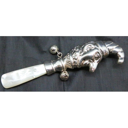 163 - Silver jester rattle, 13.5g. P&P Group 1 (£14+VAT for the first lot and £1+VAT for subsequent lots)