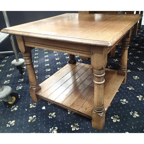 1506 - Modern oak square top coffee table, 61 x 61 x 50 cm H. Not available for in-house P&P, contact Paul ... 