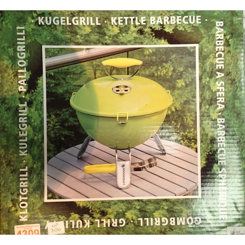 1542 - As new landman kettle barbecue. Not available for in-house P&P, contact Paul O'Hea at Mailboxes on 0... 