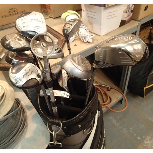 1568 - Adams golf bag with clubs including Callaway Woods and putter and a Cleveland driver. Not available ... 