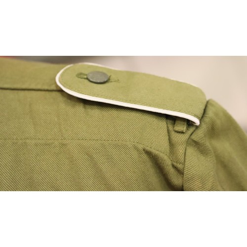 3091 - German WWII re-enactment Afrika Korps DAK olive green tunic, with cuff title, collar tabs and epaule... 