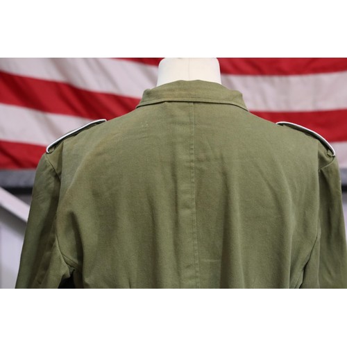 3091 - German WWII re-enactment Afrika Korps DAK olive green tunic, with cuff title, collar tabs and epaule... 