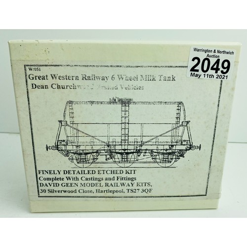 2049 - David Geen Kits OO Gauge 4mm 6 Wheel Milk Tank Wagon Kit *Wheels not included in Kit* (Contents rema... 