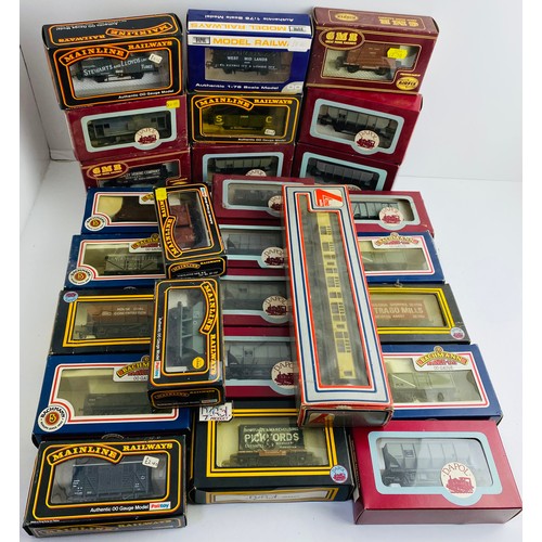 2067 - 26x Assorted OO Scale Wagons & 1x Coach, Mixed brands all boxed, outer packaging is dusty. P&P Group... 