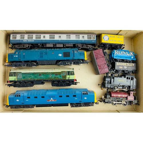 2068 - 5x Assorted Unboxed OO Gauge Locomotives & 5x items of rolling stock, all unchecked sold as seen. P&... 