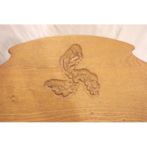 425 - Large oak rocking crib. Not available for in-house P&P, contact Paul O'Hea at Mailboxes on 01925 659... 