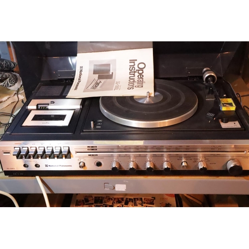 1116 - National Panasonic compact stereo SG-1060L with operating instructions, speakers and spare needle. N... 