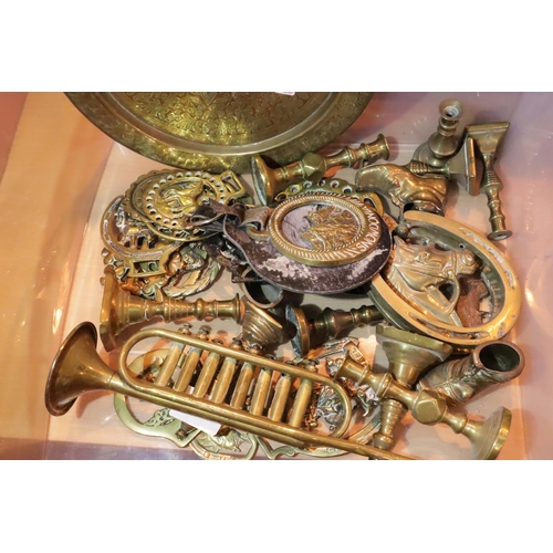 1481 - Box of mixed brassware. Not available for in-house P&P, contact Paul O'Hea at Mailboxes on 01925 659... 