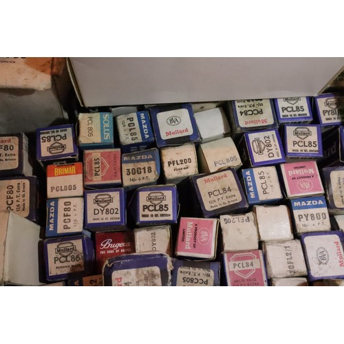 1474 - Large quantity of assorted radio and TV valves to include a Golden Dragon KT66. Not available for in... 