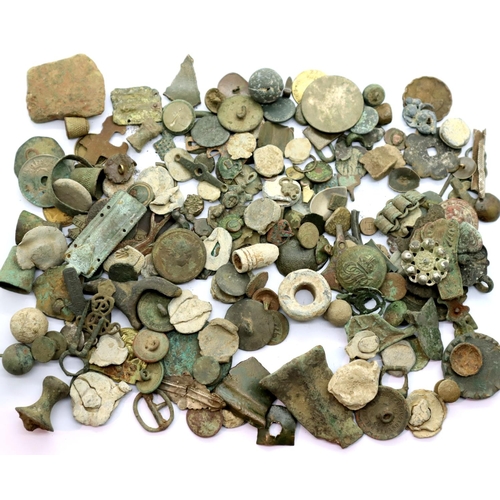 3132 - Collection of metal detecting finds - Yorkshire area. P&P Group 1 (£14+VAT for the first lot and £1+... 