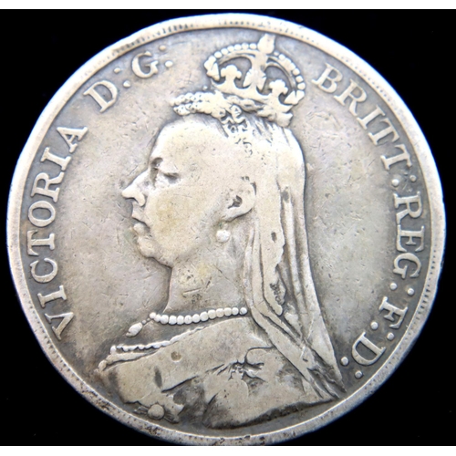 3135 - 1889 crown of Queen Victoria. P&P Group 1 (£14+VAT for the first lot and £1+VAT for subsequent lots)