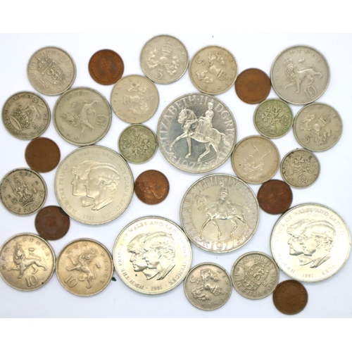 3153 - Mixed UK commemorative crowns, pre decimal coins etc. P&P Group 1 (£14+VAT for the first lot and £1+... 