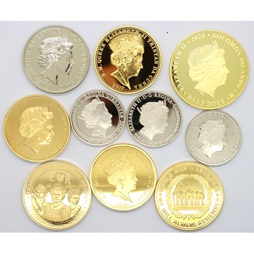 3154 - Collection of gold plated commemorative proof coins including Titanic, Battle of Britain etc. P&P Gr... 