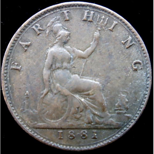 3161 - An 1881 capsulated farthing. P&P Group 1 (£14+VAT for the first lot and £1+VAT for subsequent lots)