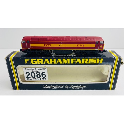 2086 - Graham Farish N Gauge Class 47 744 EWS Locomotive Boxed  - P&P Group 1 (£14+VAT for the first lot an... 