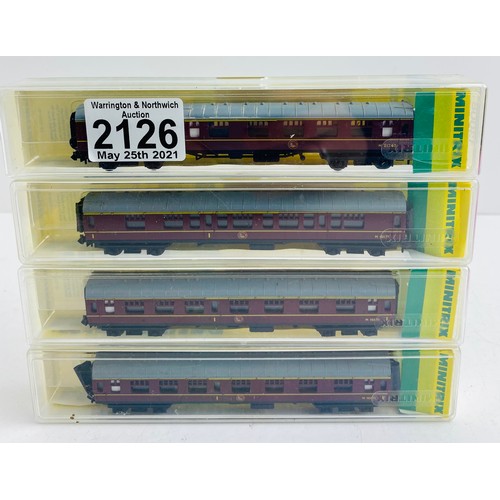 2126 - 4x Minitrix N Gauge Assorted Coaches Boxed  - P&P Group 1 (£14+VAT for the first lot and £1+VAT for ... 