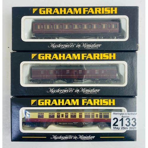 2133 - 3x Graham Farish N Gauge Assorted¬¬ Coaches Boxed  - P&P Group 1 (£14+VAT for the first lot and £1+V... 