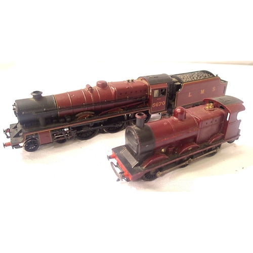 2239 - Mainline Howard of Effingham in fair condition and a Triang 3F in fair condition (no tender) both un... 