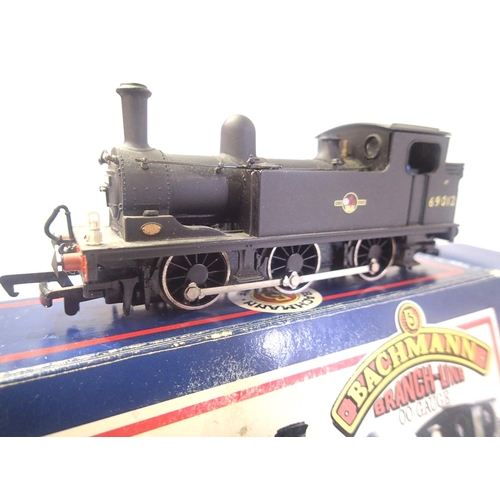 2243 - Bachmann 31-053 class J72 BR Black, Late Crest 69012, boxed. P&P Group 1 (£14+VAT for the first lot ... 