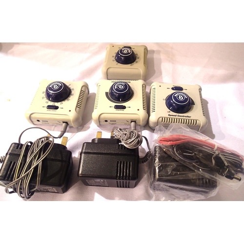 2281 - Three Bachmann controllers with transformers and extra controller, untested and unboxed. P&P Group 2... 