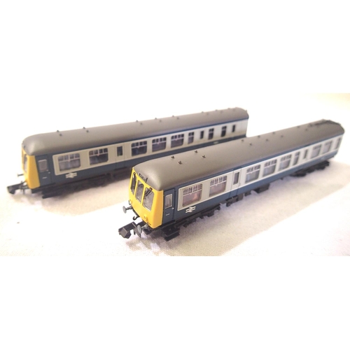 2325 - Bachmann N gauge two car DMU blue/grey, excellent condition, unboxed. P&P Group 1 (£14+VAT for the f... 