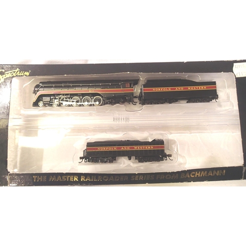 2327 - Bachmann Spectrum N gauge 82154 class J, 4.8.4 railfan no 611 Norfolk and Western black.red with aux... 