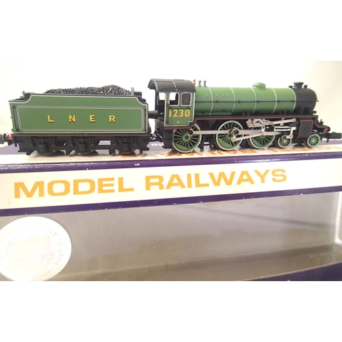 2332 - Dapol N gauge ND-120C class 131 LNER Green, 1230 in excellent condition, boxed. P&P Group 1 (£14+VAT... 