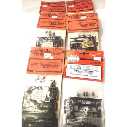 2286 - Six OO scale Parkside wagon kits; BR Campus x5 and BR Rudd 21 ton ballast, sealed in packets. P&P Gr... 