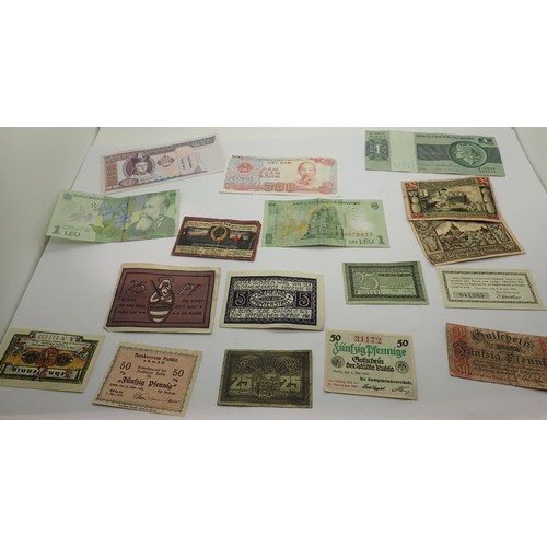 3129 - A collection of world banknotes including Brazil, Germany, Romania etc. P&P Group 1 (£14+VAT for the... 