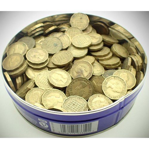 3182 - Large collection of 20th Century world coins. P&P Group 3 (£25+VAT for the first lot and £5+VAT for ... 