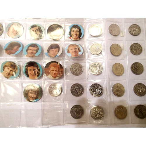 3177 - Complete set of FA Cup teams 1972 with Esso Fuel football tokens. P&P Group 1 (£14+VAT for the first... 