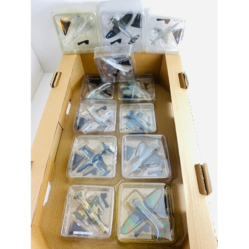 2085 - 12x Die Cast Assorted Aircraft in Blister Packs  - P&P Group 2 (£18+VAT for the first lot and £3+VAT... 