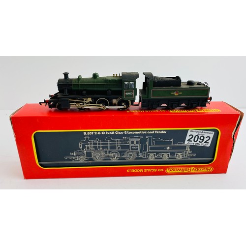 2092 - Hornby OO Gauge BR Ivatt (repainted green) Locomotive Boxed - P&P Group 1 (£14+VAT for the first lot... 