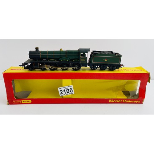 2100 - Triang Hornby OO Gauge BR Green Hall Locomotive Boxed (box tired) - P&P Group 1 (£14+VAT for the fir... 