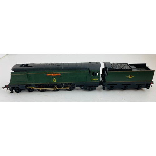 2181 - Triang OO Gauge 'Winston Churchill' Locomotive Unboxed. P&P Group 1 (£14+VAT for the first lot and £... 