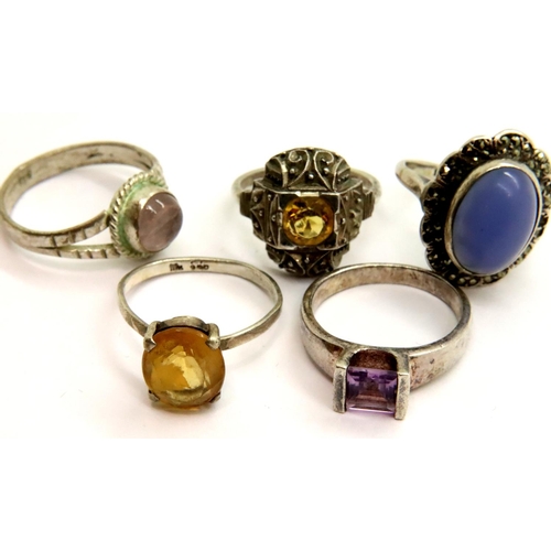 69 - Five vintage stone set silver dress rings. P&P Group 1 (£14+VAT for the first lot and £1+VAT for sub... 