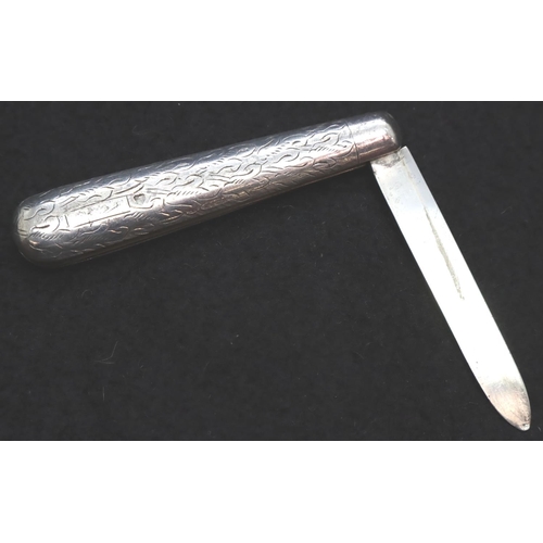 124 - Silver fruit knife, 33g. P&P Group 1 (£14+VAT for the first lot and £1+VAT for subsequent lots)