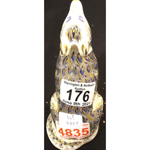 176 - Royal Crown Derby Wolf with gold stopper. P&P Group 1 (£14+VAT for the first lot and £1+VAT for subs... 