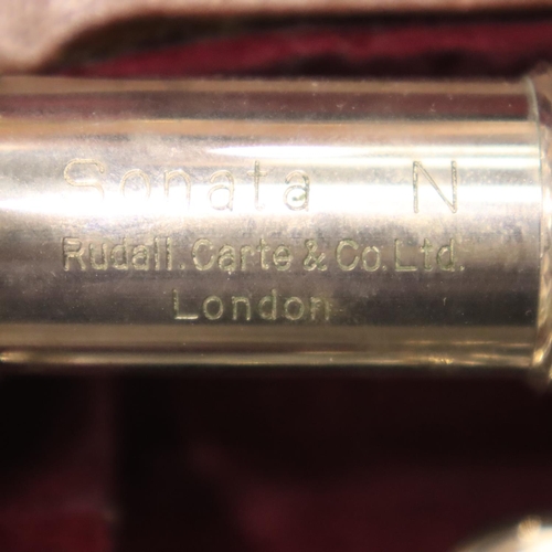 325 - Boxed Rudall Carte flute. P&P Group 2 (£18+VAT for the first lot and £3+VAT for subsequent lots)