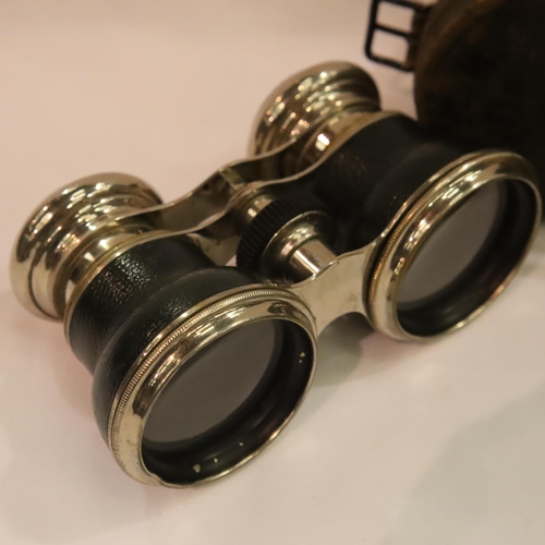 384 - Cased set of Field and Marine binoculars with a further set of vintage binoculars. P&P Group 2 (£18+... 